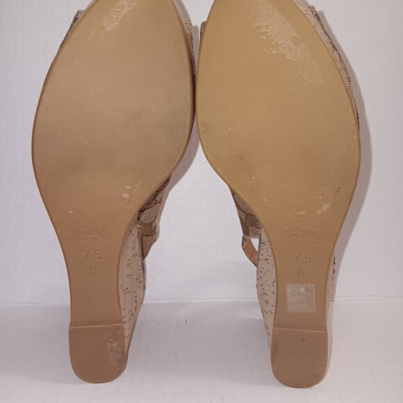 COACH INSIGNIA FERRY PEEP TOE WEDGE HEELS - Picture 2 of 12